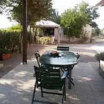 مزرعة للإقامة I Due Pini *